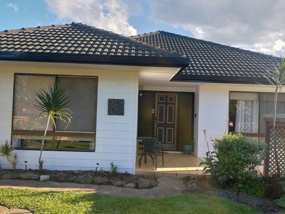 Boyle'S Beach House - Fully Furnished 3 Bedroom Home. Secure Parking. 楠巴卡黑兹 外观 照片