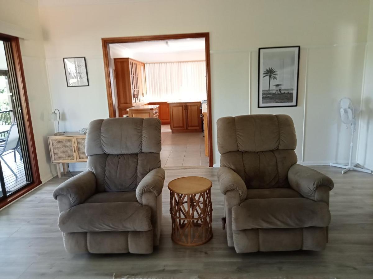 Boyle'S Beach House - Fully Furnished 3 Bedroom Home. Secure Parking. 楠巴卡黑兹 外观 照片